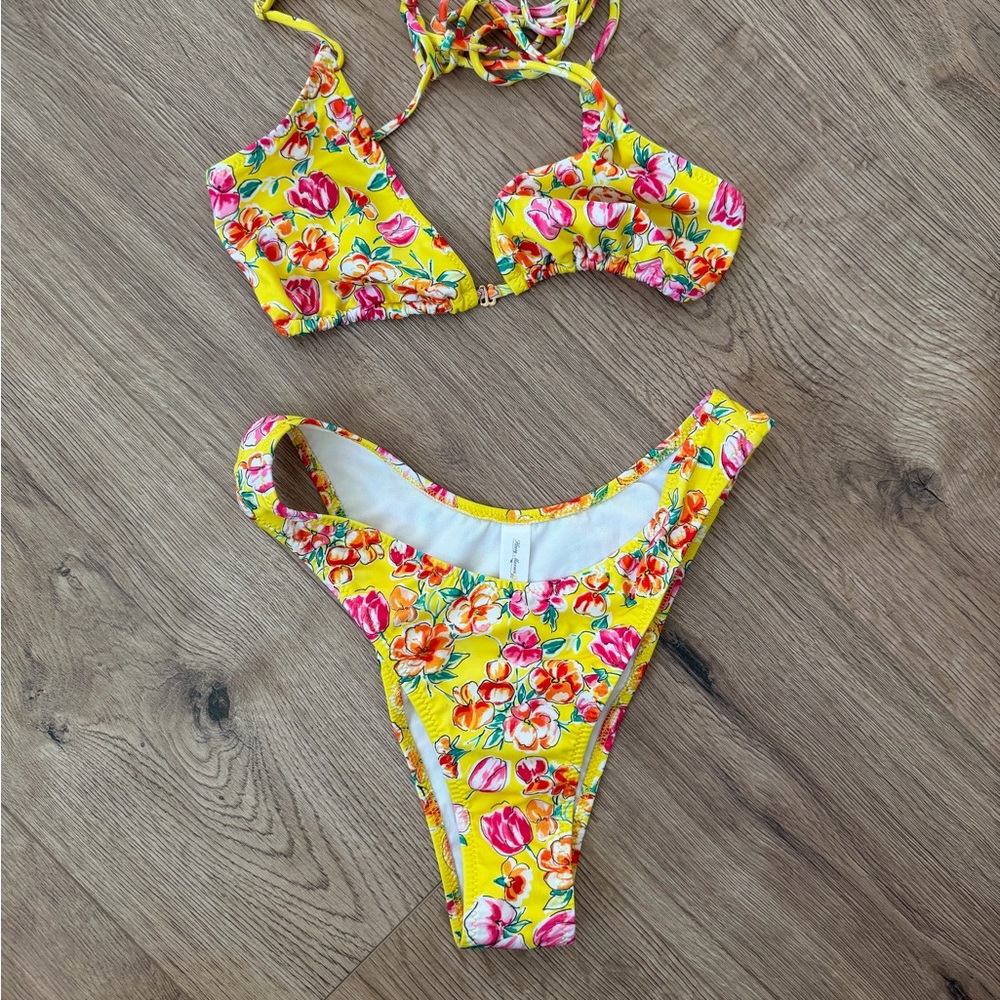 Heavy Manners Women’s bikini